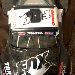 Traxxas fox edition slash Hobbywing max 10 3200kv motor swap